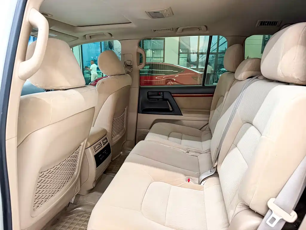 Toyota Land Cruiser — миниатюра 11
