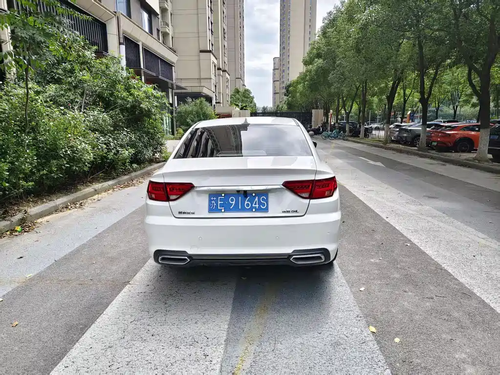 Geely Emgrand GL — миниатюра 4
