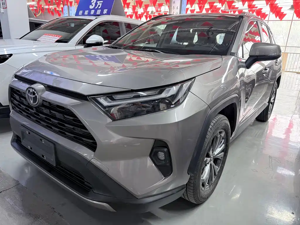 Toyota RAV4 2024