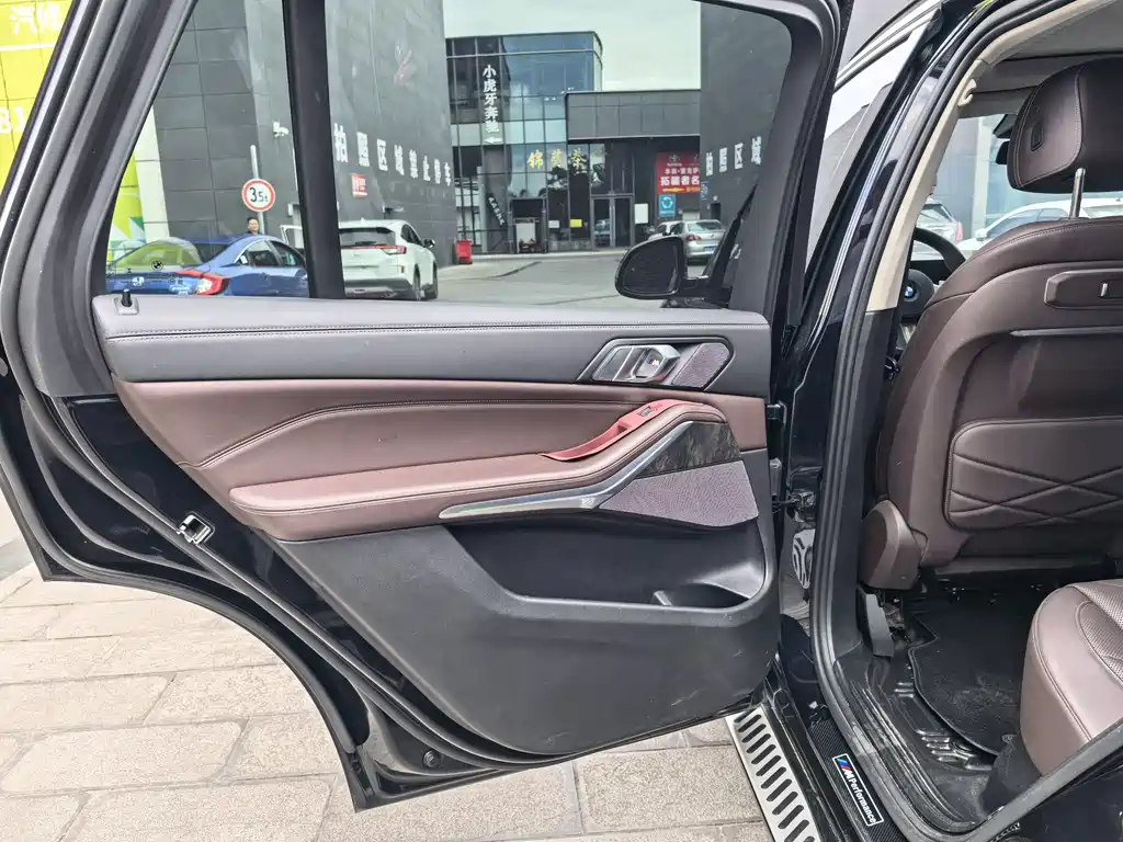 BMW X5 — миниатюра 34