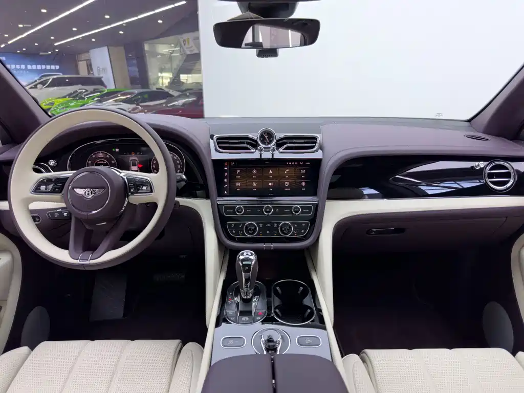 Bentley Bentayga — фотографии объявления, Фото 28