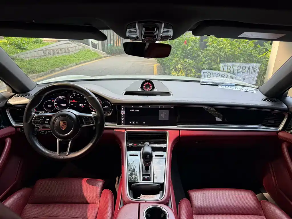 Porsche Panamera — миниатюра 5