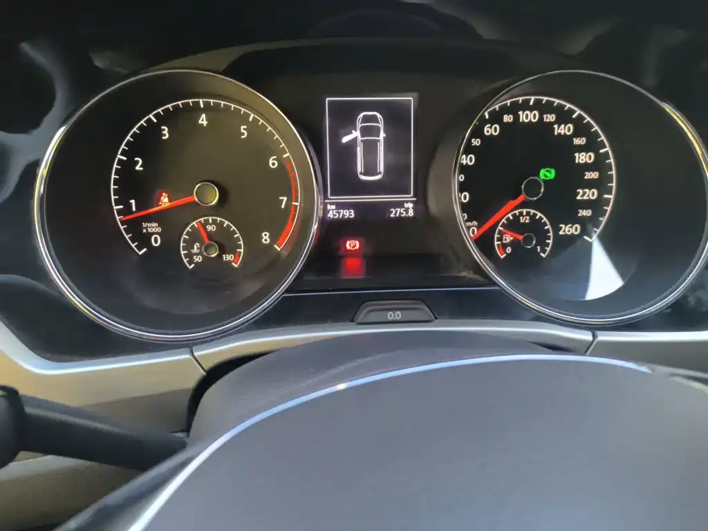 Volkswagen Touran — миниатюра 8