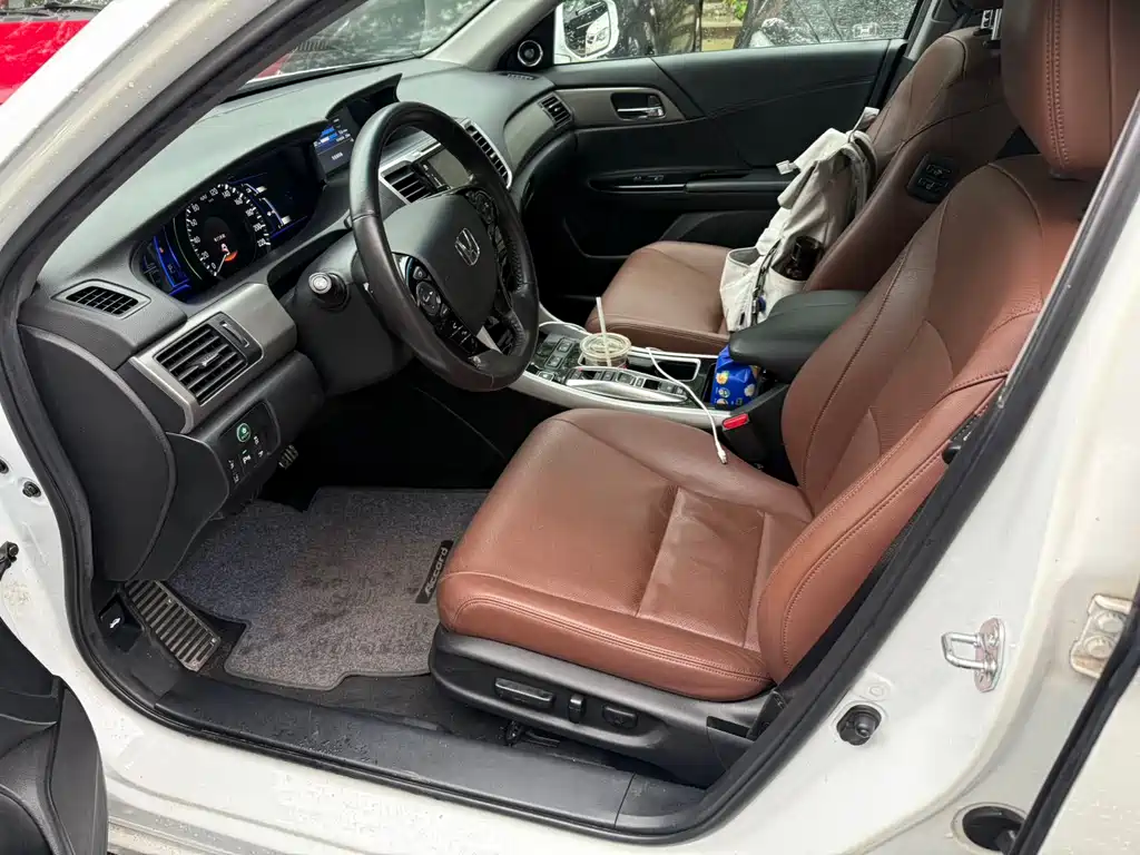 Honda Accord 2016 2.0L