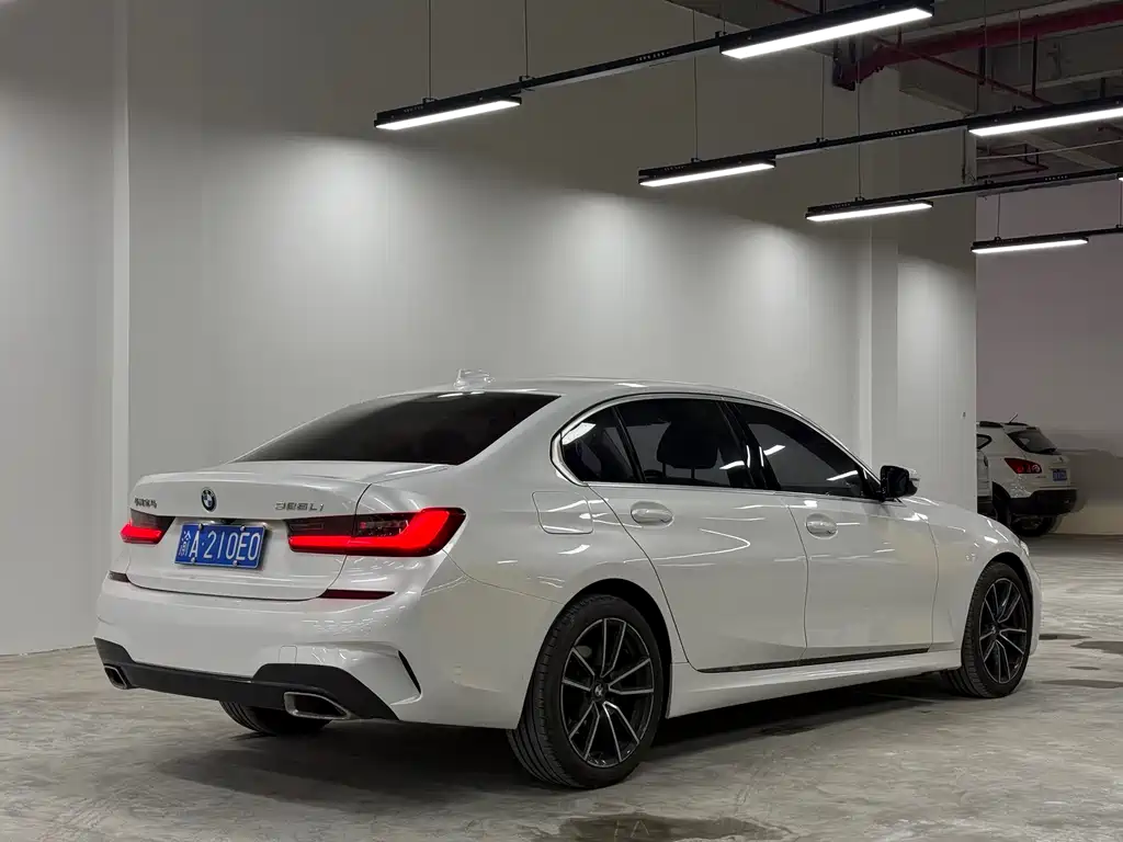 BMW 3 Series — миниатюра 4