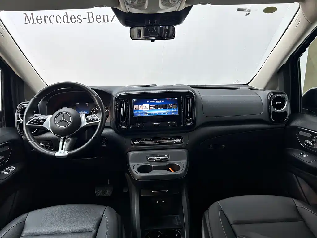Mercedes-Benz Vito — миниатюра 11