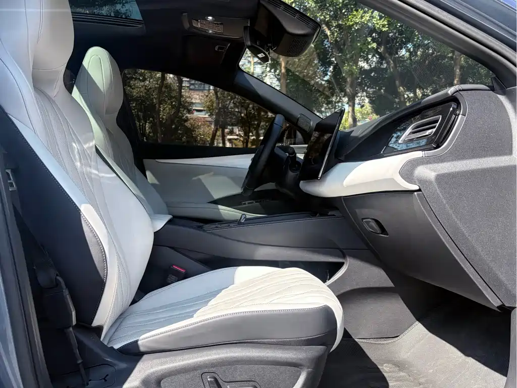 BYD SEAL 06 NEW ENERGY