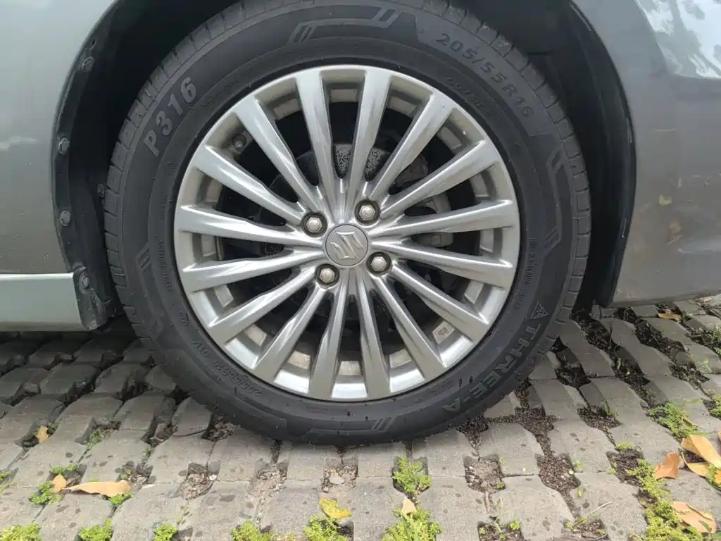 Suzuki Alivio — миниатюра 26