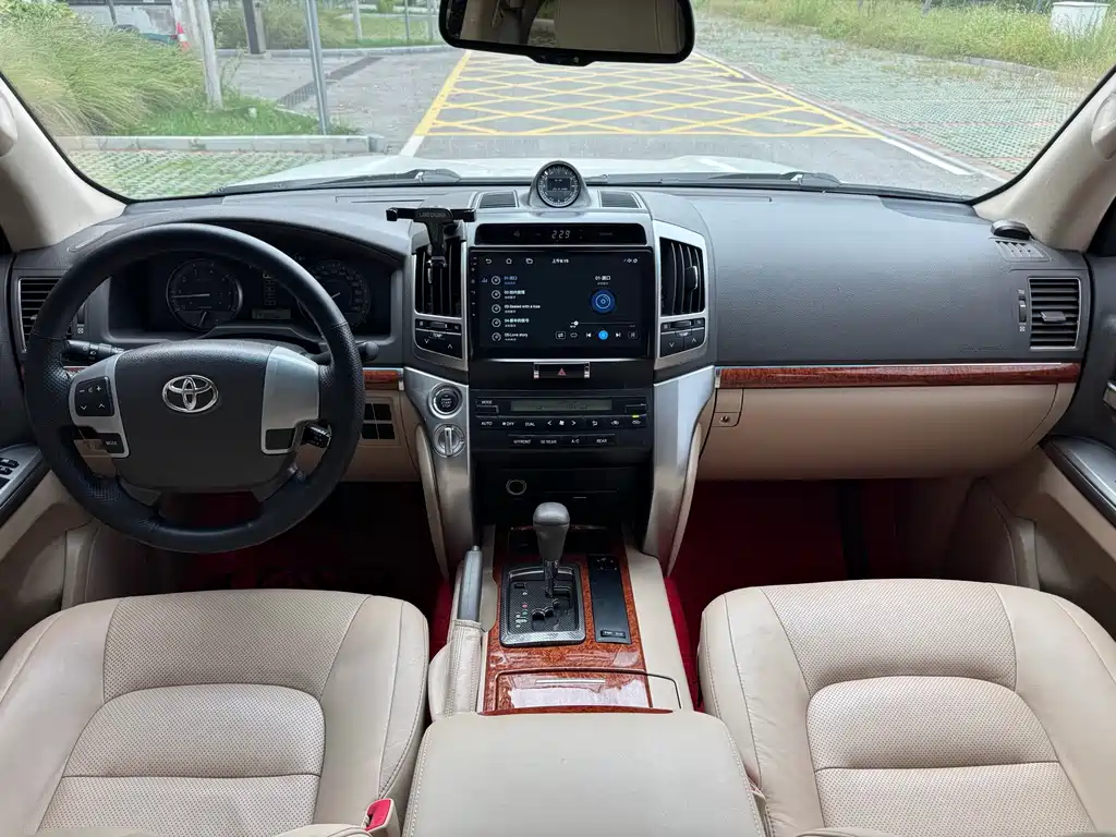 Toyota Land Cruiser — миниатюра 19