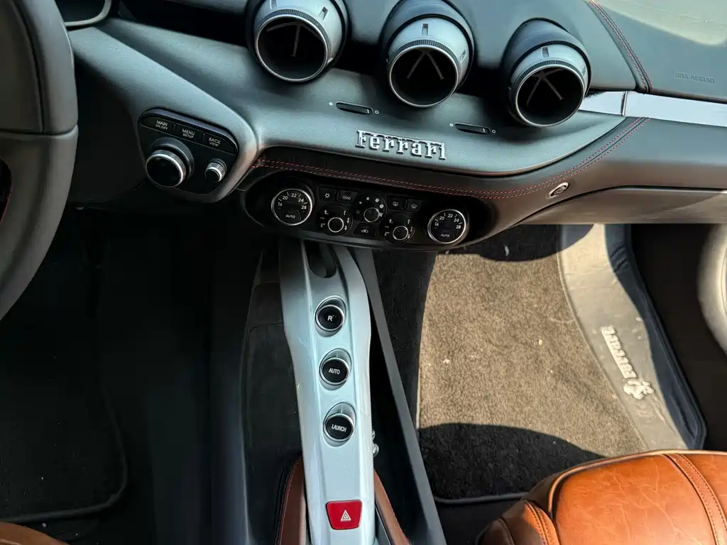 Ferrari F12berlinetta — миниатюра 15