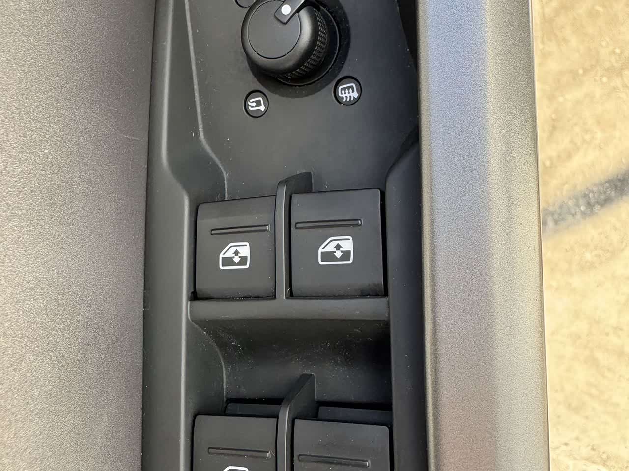 Audi Q3 1.4 л 2026 г. Белый, пробег 47300 км