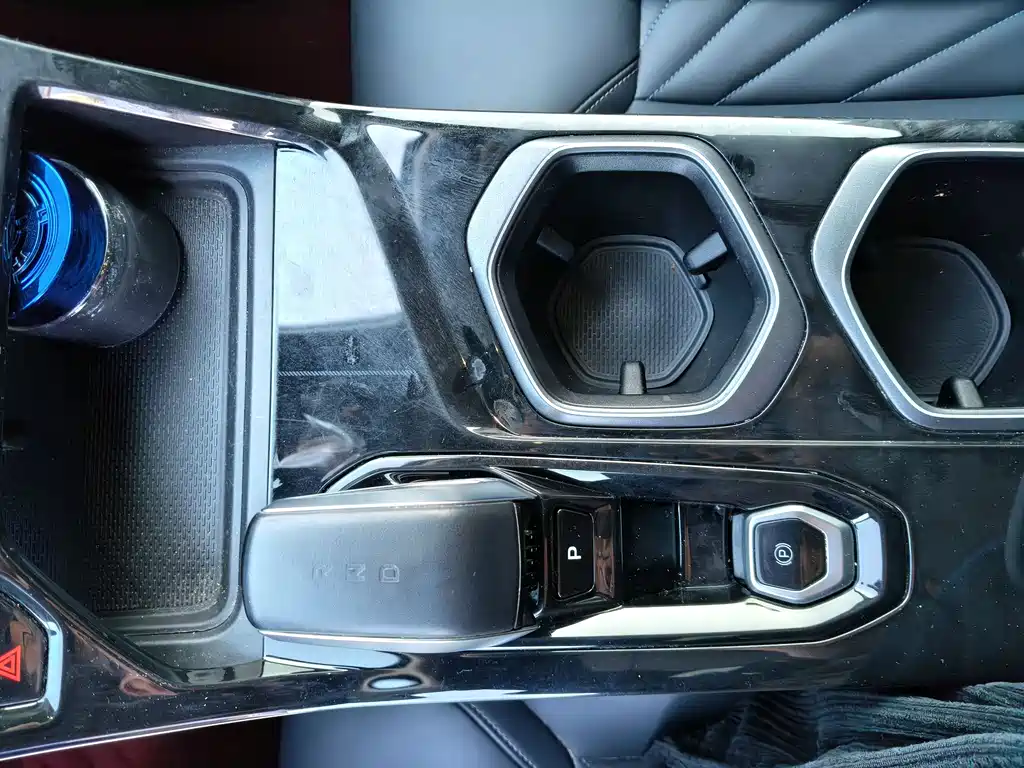 GEELY AUTOMOBILE BOYUE L