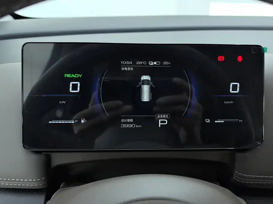 Wuling Xingguang 730 New Energy — миниатюра 14