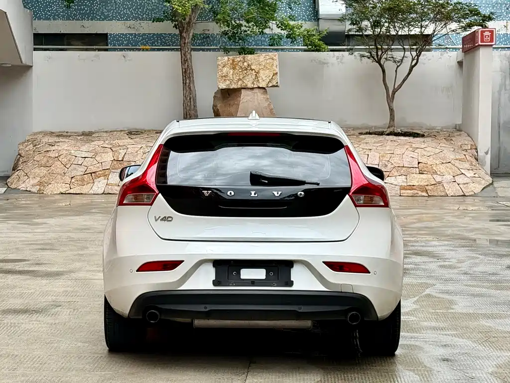 Volvo V40 2015 1.6T