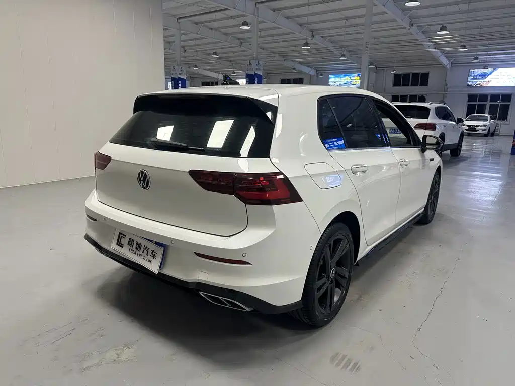 Volkswagen Golf — миниатюра 4