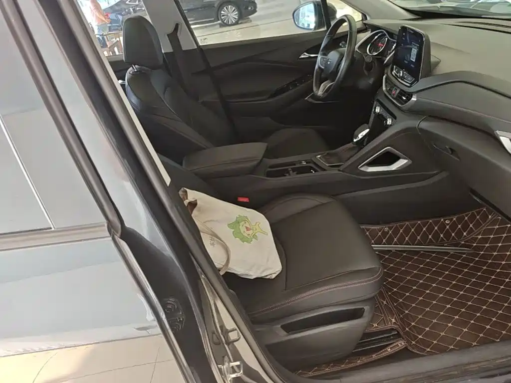 Chevrolet Volando — миниатюра 25