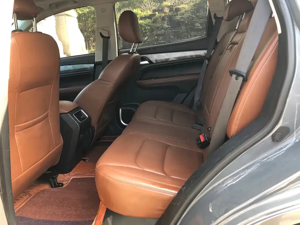 GEELY AUTOMOBILE VISION X6