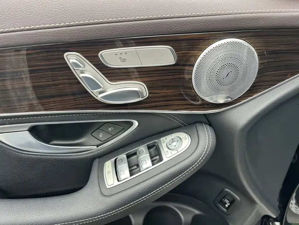 Mercedes-Benz GLC — миниатюра 7