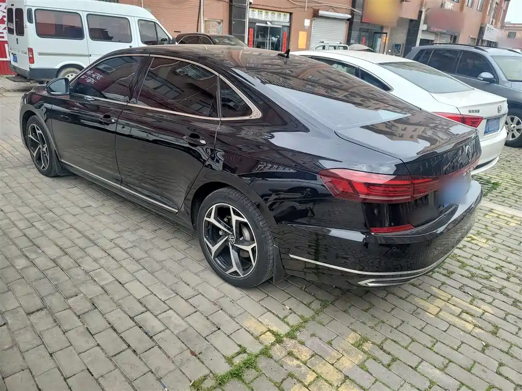 Volkswagen Passat 2024 330TSI Elite