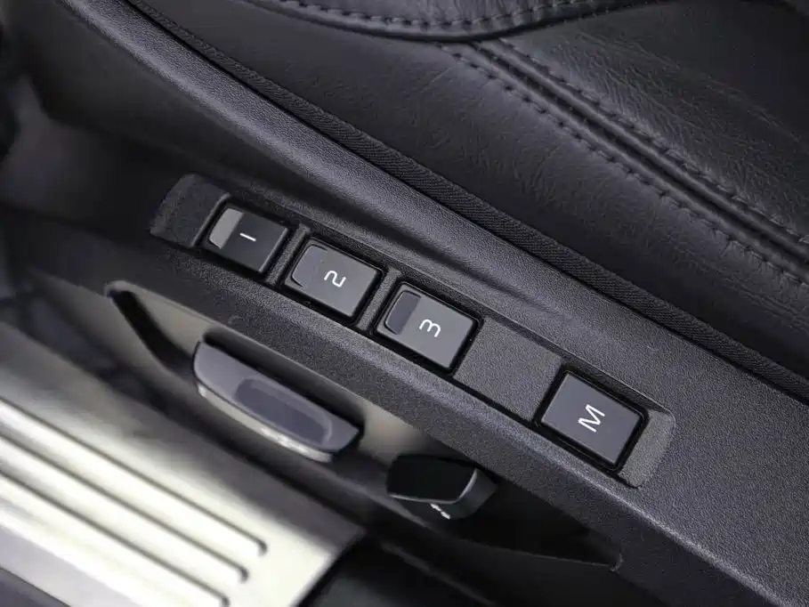 Volvo V40 — миниатюра 15