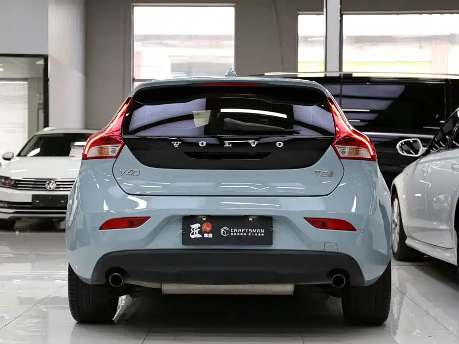 Volvo V40 — миниатюра 21