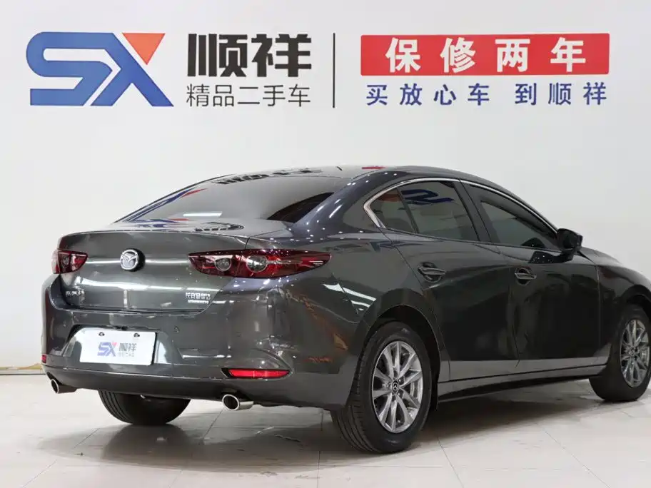 Mazda 3 Axela 2.0L Auto Quality Engine Edition, фото 4