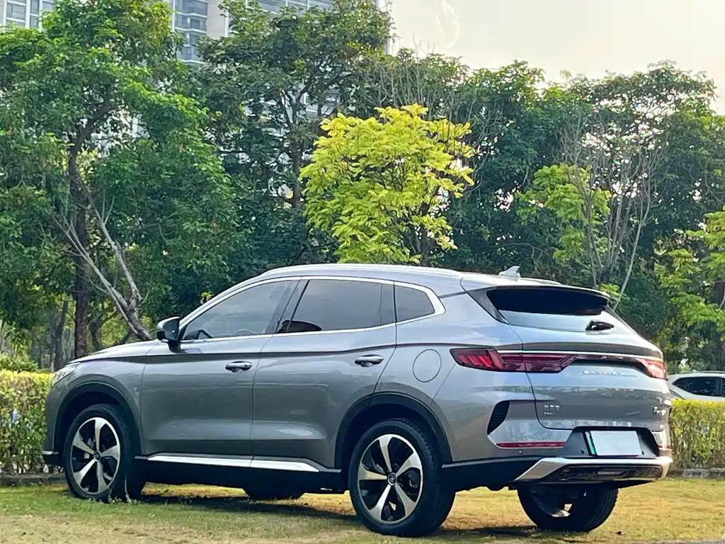 BYD PLUS New Energy — миниатюра 9
