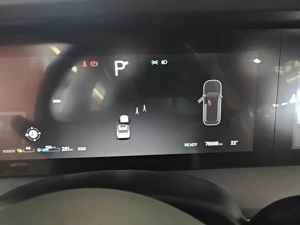 Li Auto Li ONE — миниатюра 12
