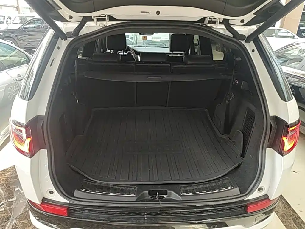 Land Rover Discovery Sport — миниатюра 19