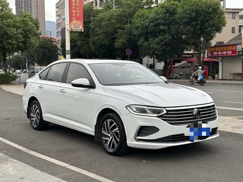 Volkswagen Lavida — миниатюра 3