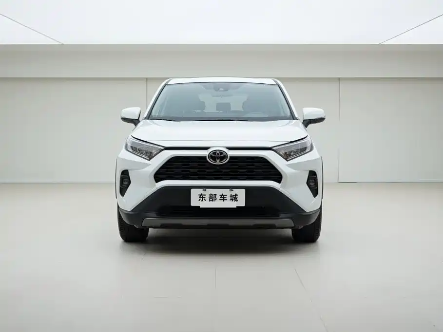 Toyota RAV4 — миниатюра 2