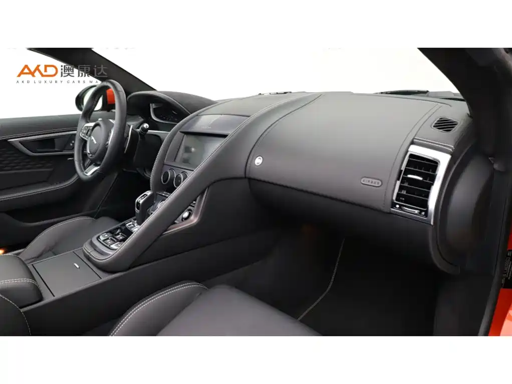 Jaguar F-TYPE — миниатюра 6