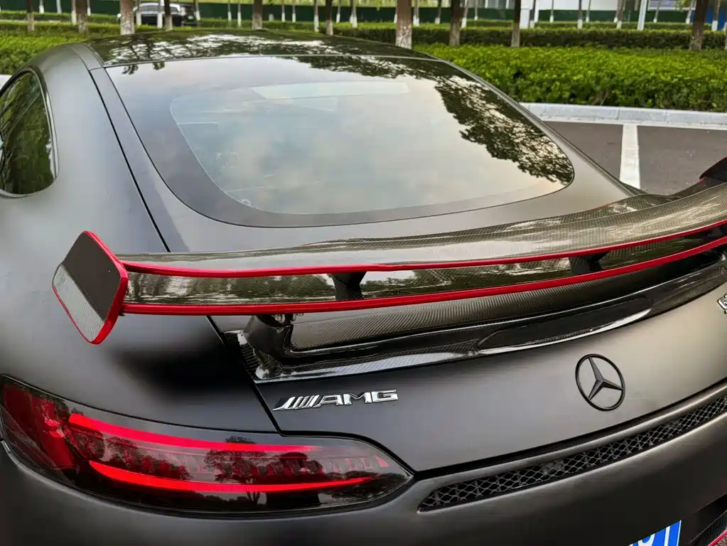 MERCEDES-BENZ AMG GT