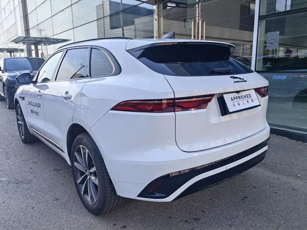 JAGUAR F PACE
