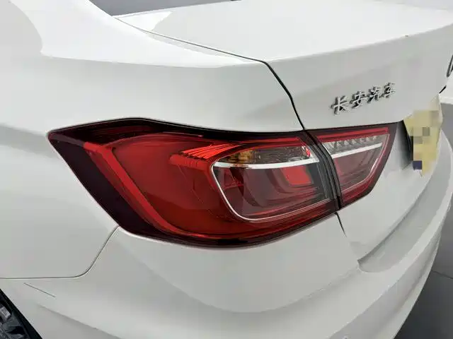 Changan Eado DT — миниатюра 16