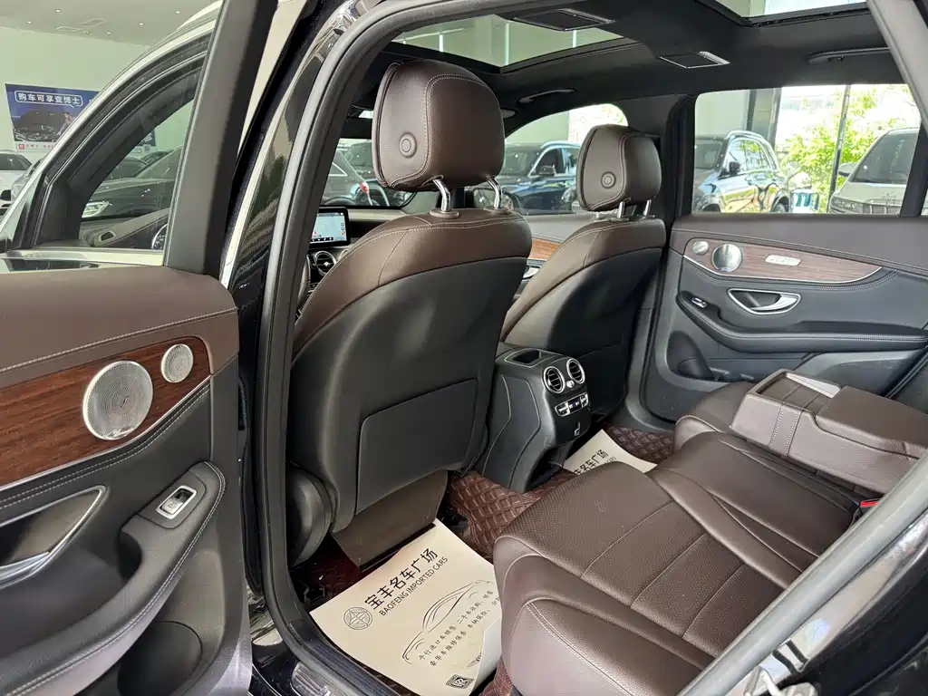Mercedes-Benz GLC 2020 GLC 300 L 4MATIC Luxury