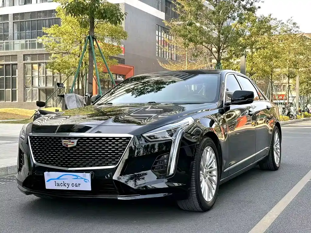 CADILLAC CT6