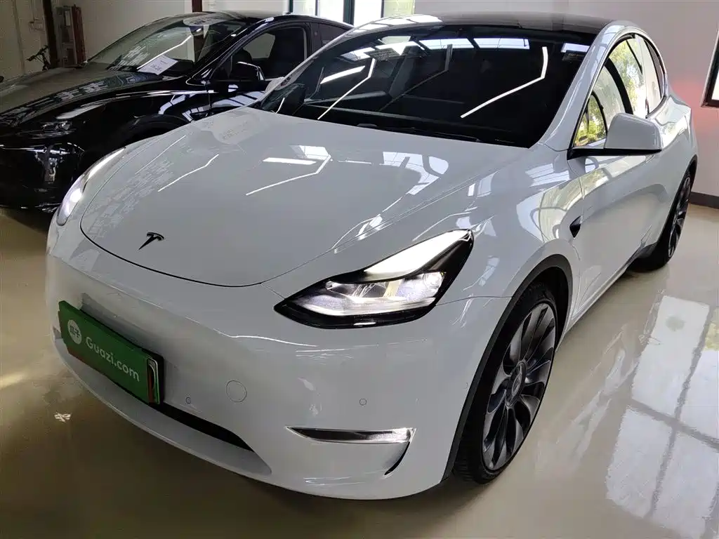 Tesla Model Y 2022