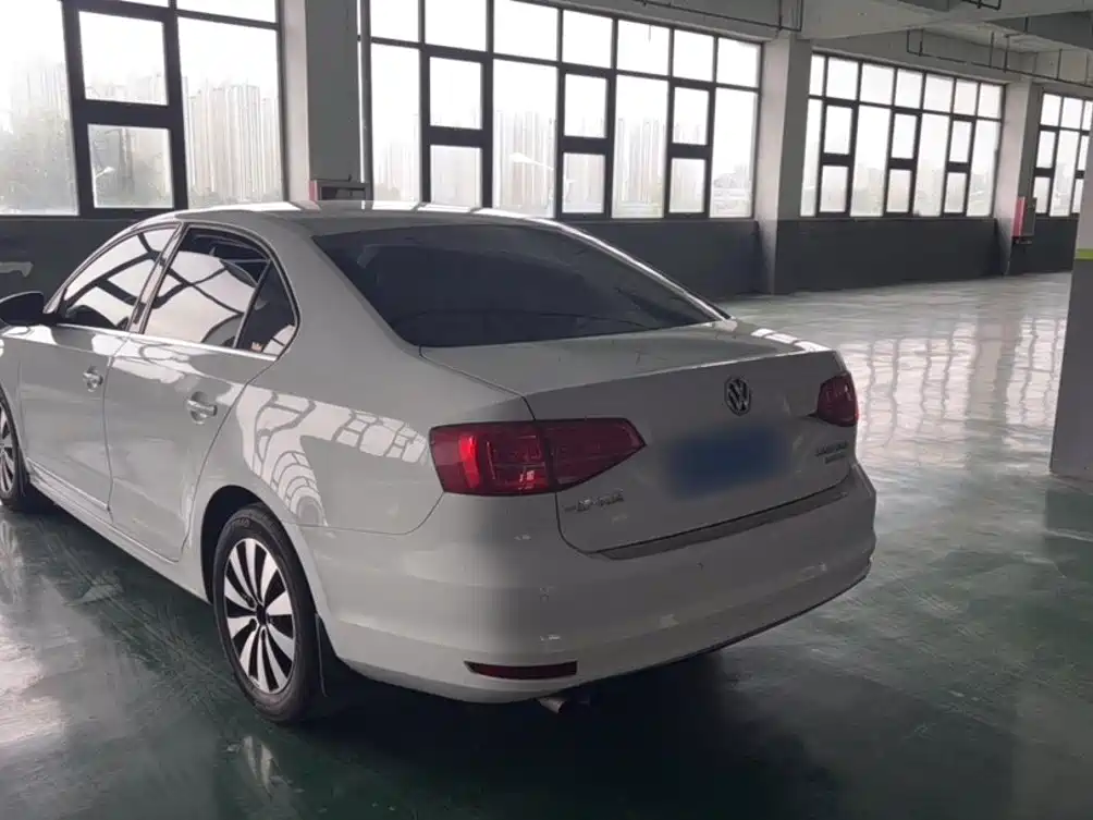 Volkswagen Sagitar — миниатюра 24