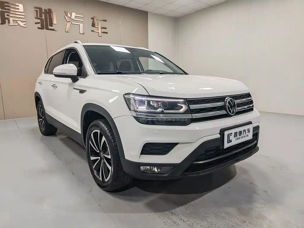 Volkswagen Tharu — миниатюра 3