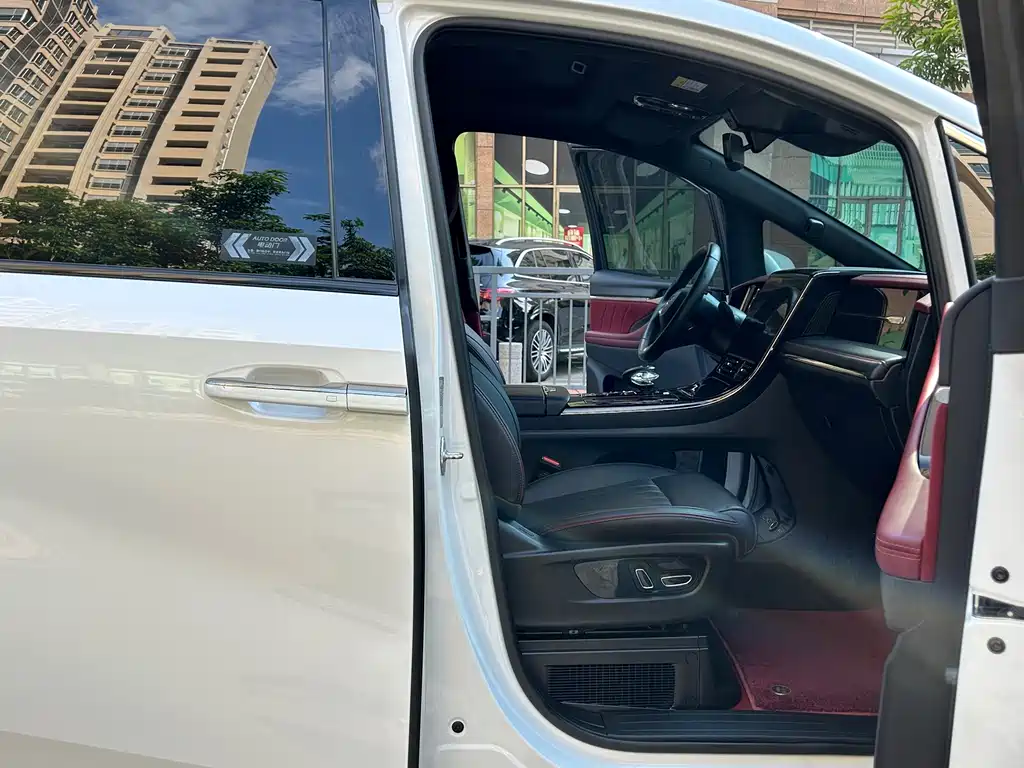 GAC Motor Trumpchi M8 — миниатюра 21
