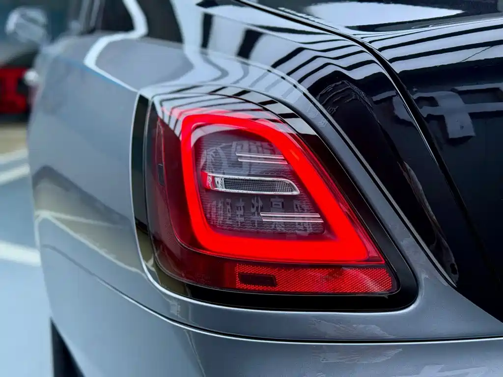 Rolls-Royce Ghost — миниатюра 12
