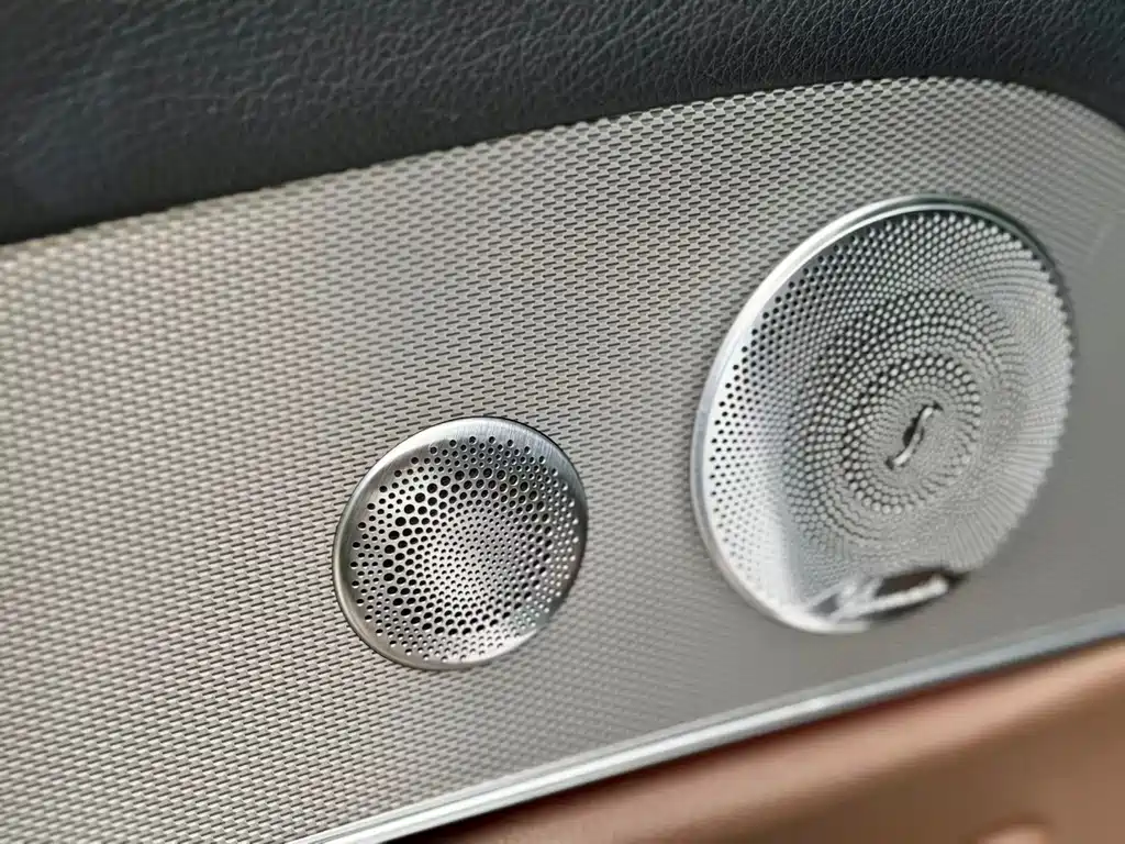 Mercedes-Benz E-Class (Import) — миниатюра 8