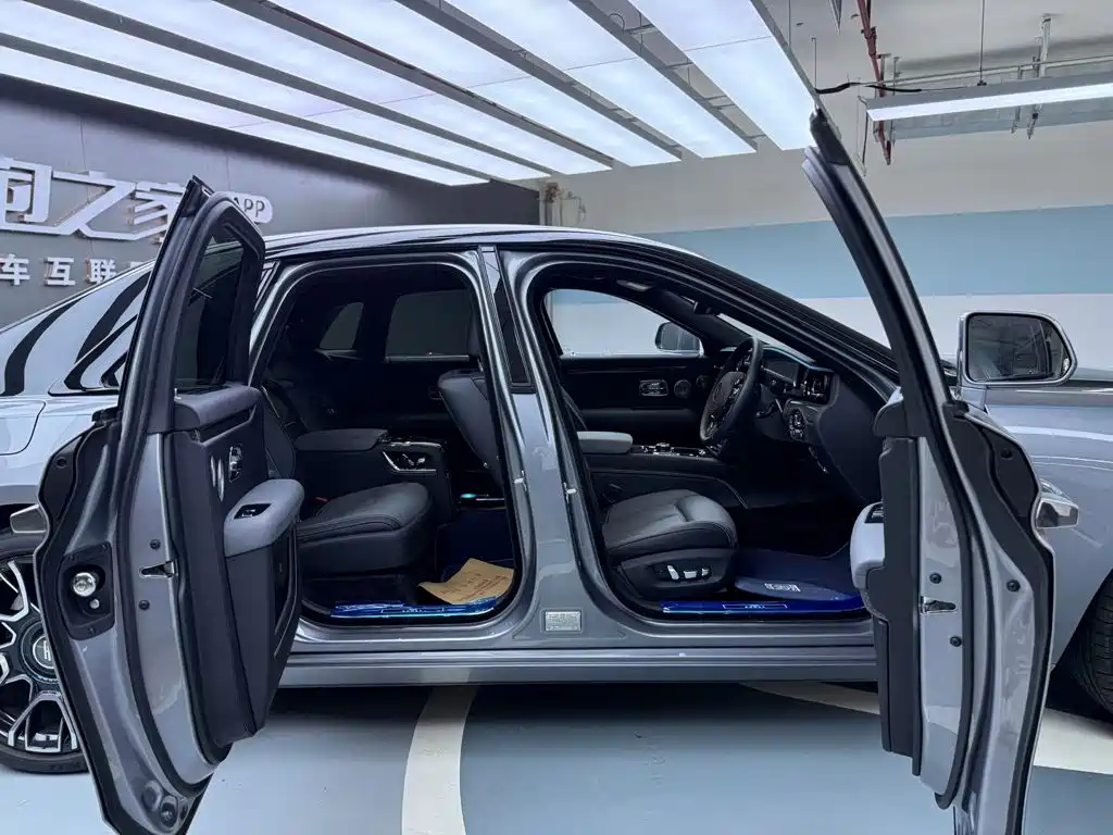 Rolls-Royce Ghost — миниатюра 28