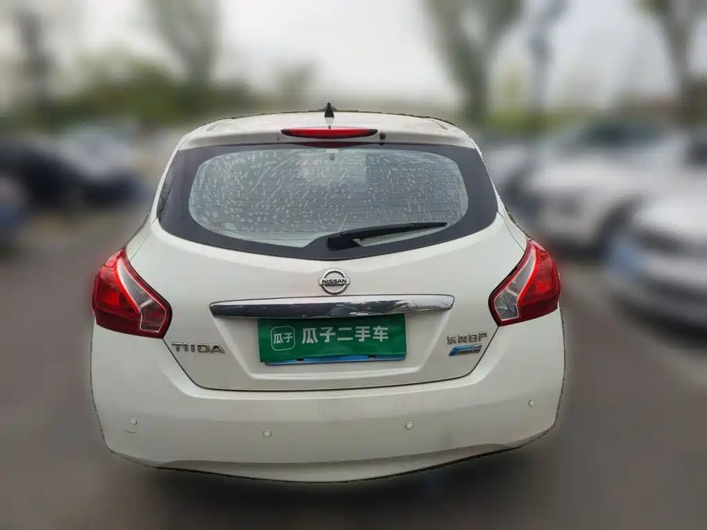 Nissan Tiida — миниатюра 3