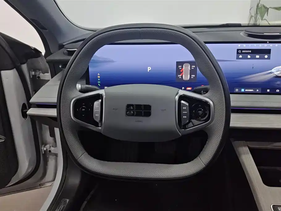 GEELY GALAXY GALAXY E8