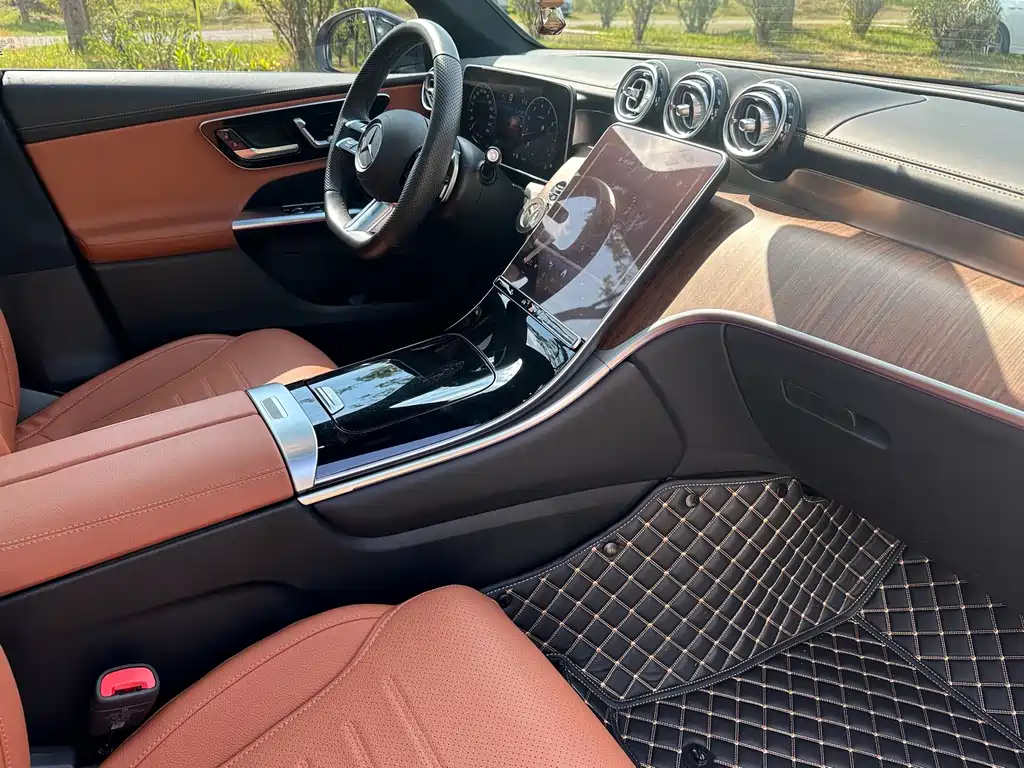 Mercedes-Benz GLC — миниатюра 16