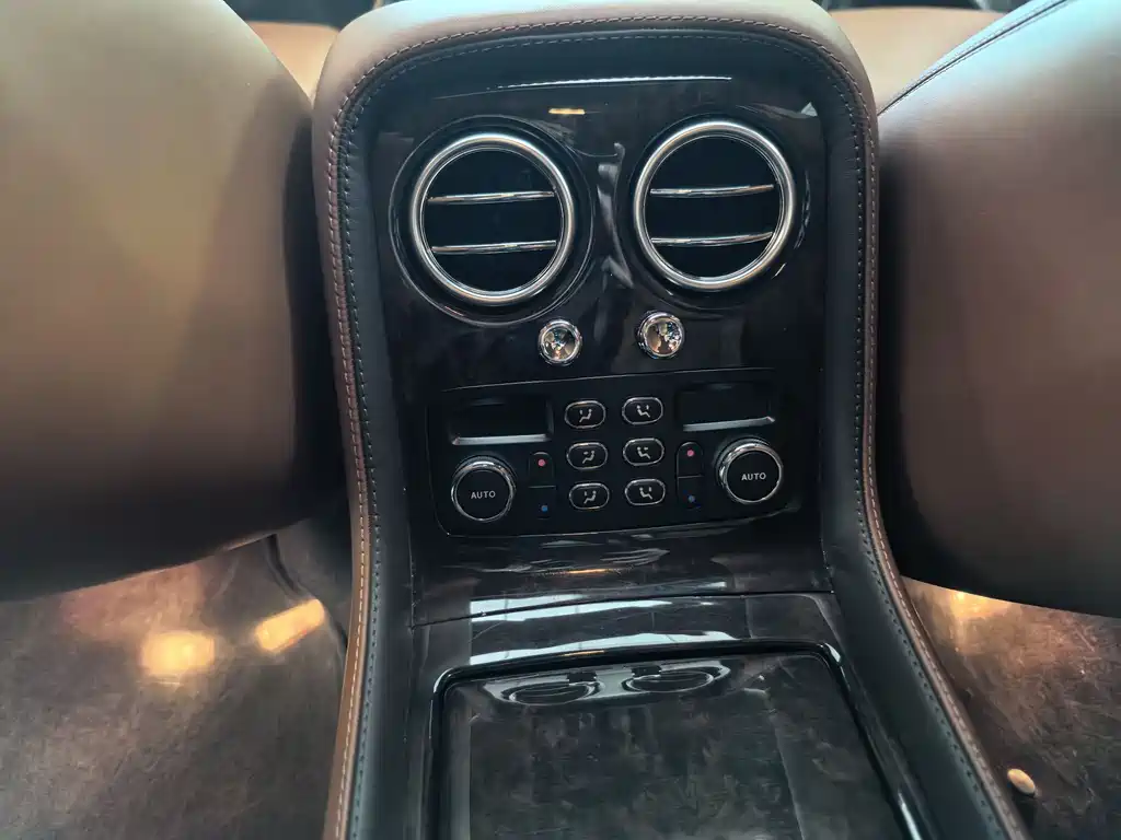 Bentley Flying Spur — фотографии объявления, Фото 12
