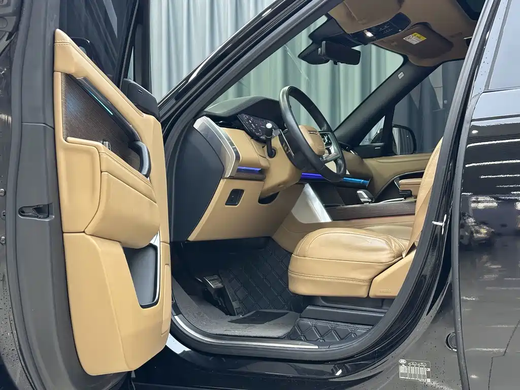 Land Rover Range Rover — миниатюра 6