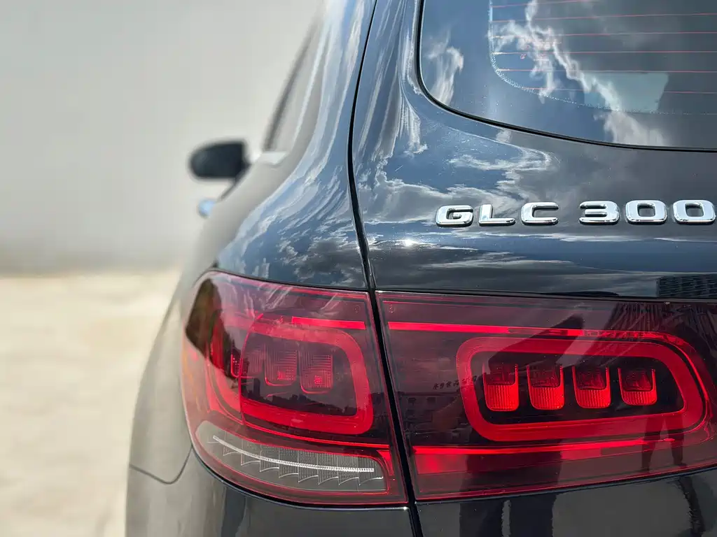 Mercedes-Benz GLC — миниатюра 22